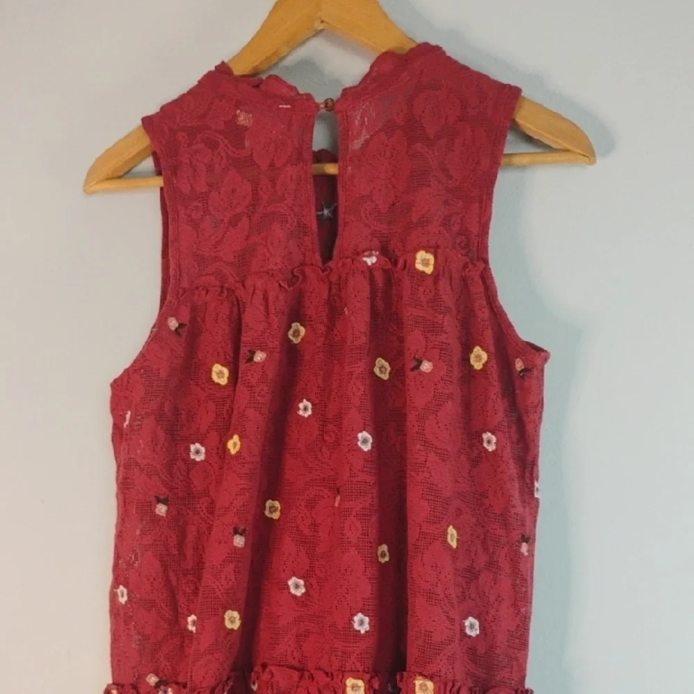 Mi ami Red Sleeveless Ruffled Crew Neck Floral Embroidered Sleeveless Sundress S